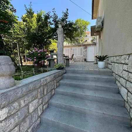 Melita Apartmán *